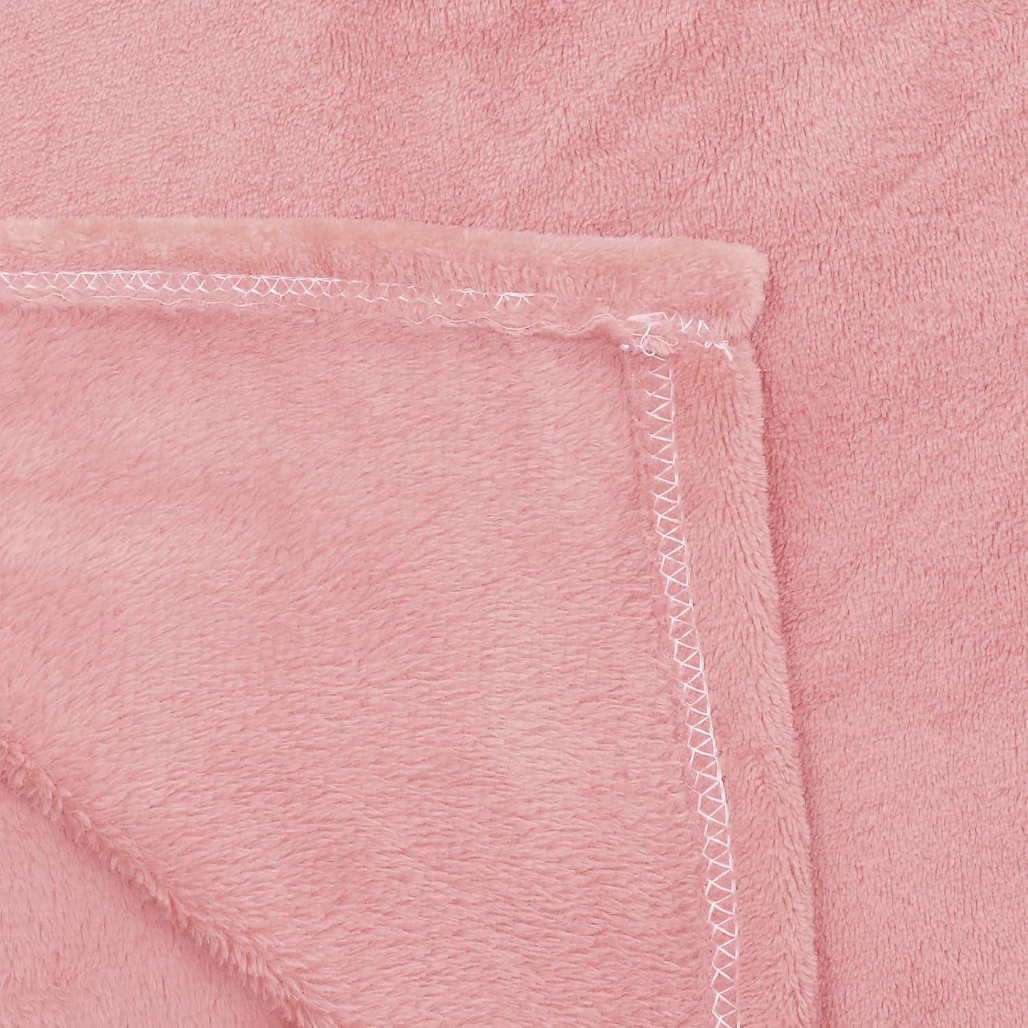 HOMLA Couverture polaire rouge moelleuse et chaude - pour canapé et lit Couverture confortable Couverture de canapé Couverture de salon - facile d'entretien 150 X 200 cm Rose Lits et couvertures Besuche den HOMLA-Store