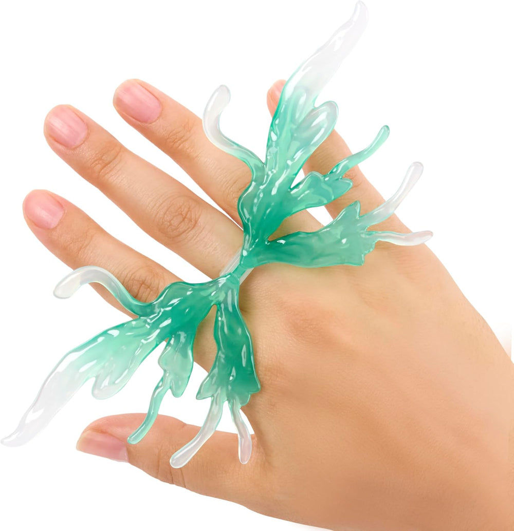 Bratz Fashion Pixiez Sasha Doll - Fantastique poupée de collection avec de la vraie mode et des accessoires, des ailes qui se transforment en bague