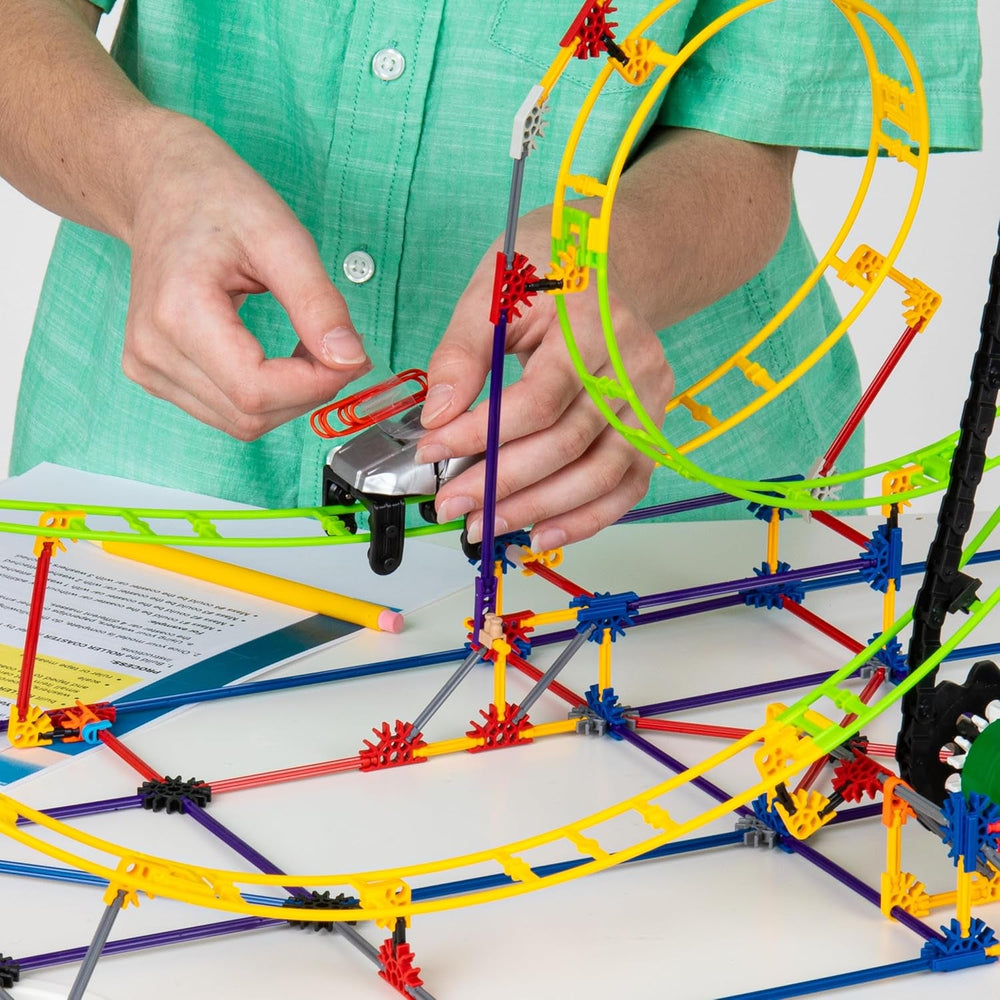 MINT-Forschung Achterbahn-Baukasten, K'NEX Bildung, Basic Fun, 77078, MINT-Lernset mit 546 Teilen, Lernspielzeug für Kinder, Konstruktionsspielzeug für Jungen und Mädchen Ab 8 Jahren