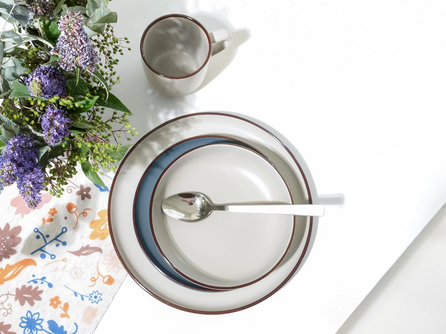 CreaTable, 21016, série moderne Scandic bleu-gris, service de table 16 pièces, service combiné en porcelaine, passe au lave-vaisselle et au micro-ondes, fabrication de qualité