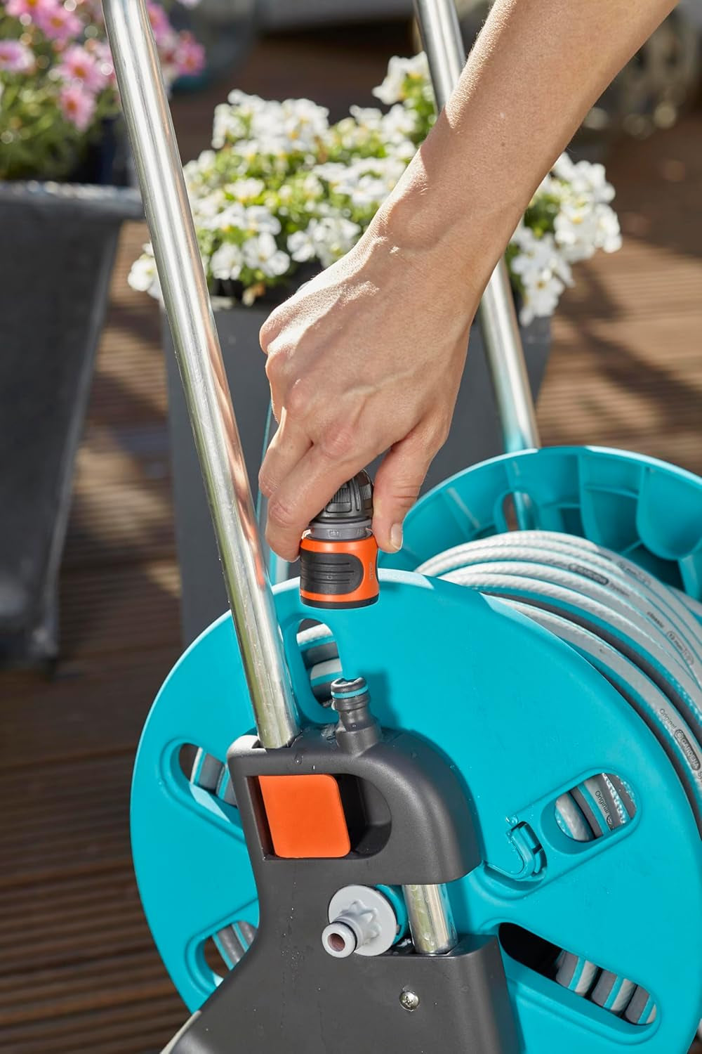 Set cărucior furtun Gardena CleverRoll S, suport furtun cu furtun, piese sistem, duză pulverizare (18502-20)