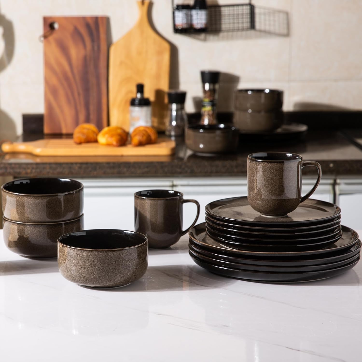 LeRatio Service de table pour 6 personnes, service de table 18 pièces en porcelaine, vernis réactif, ensemble de bols et d'assiettes résistants aux rayures, passe au lave-vaisselle et au micro-ondes, vaisselle