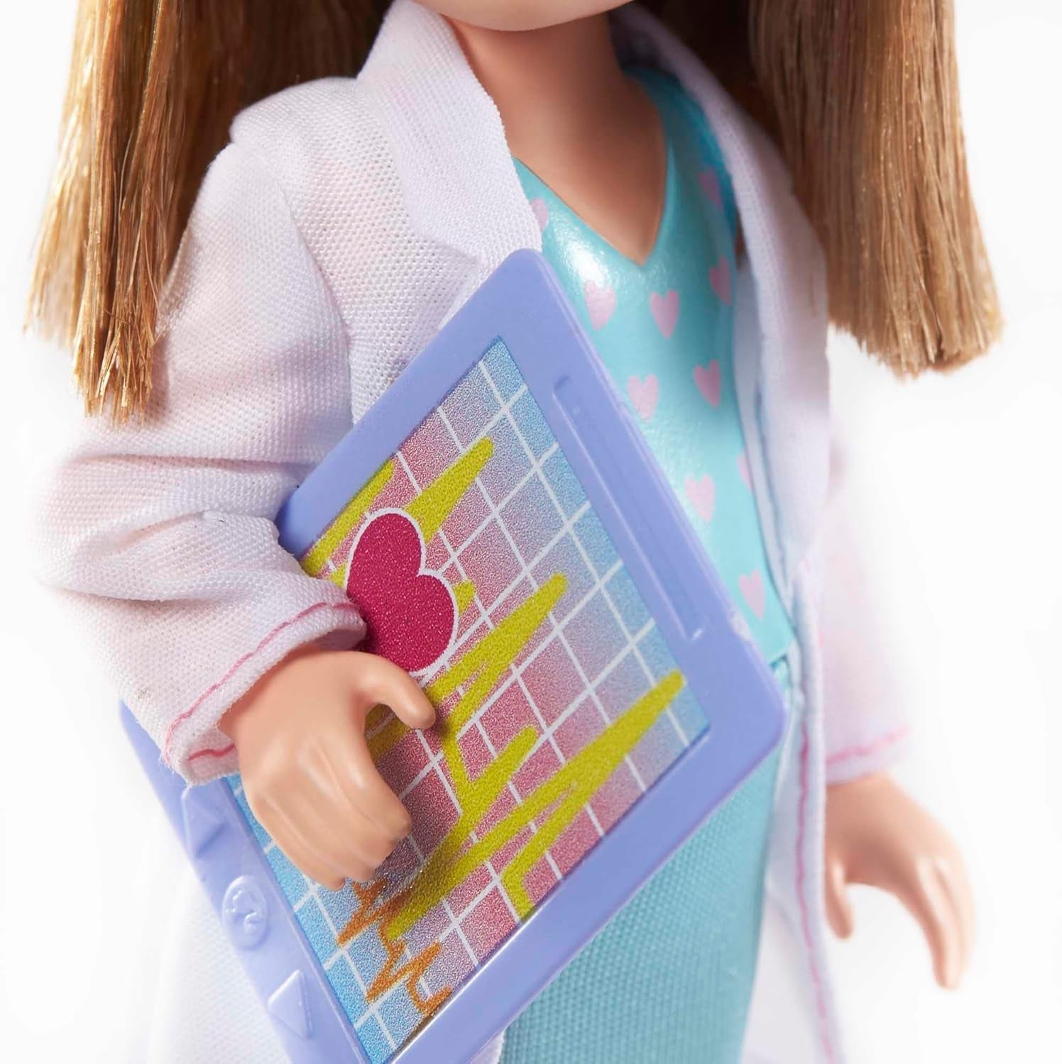 Barbie Chelsea Karriere-Spielset mit brünetter Chelsea-Puppe als Ärztin (ca. 15cm), Klemmbrett, EKG-Lesegerät, Pflaster, 2medizinischen Geräten, Teddybär, tolles Geschenk für Kinder ab 3Jahren, GTN88
