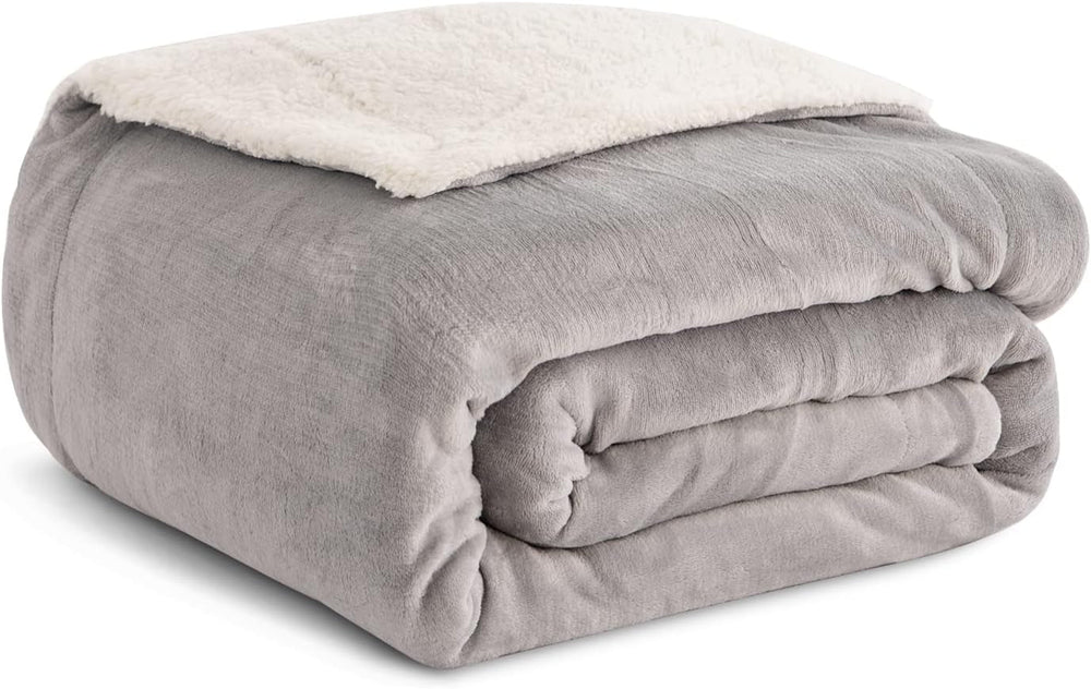 Couverture polaire Kono Sherpa, 150 x 200 cm, douce, confortable, moelleuse, réversible, microfibre, couvertures fixes pour lit, canapé, canapé (bleu marine, double/double) Lits et couvertures Besuche den KONO-Store Gris Twin/Double