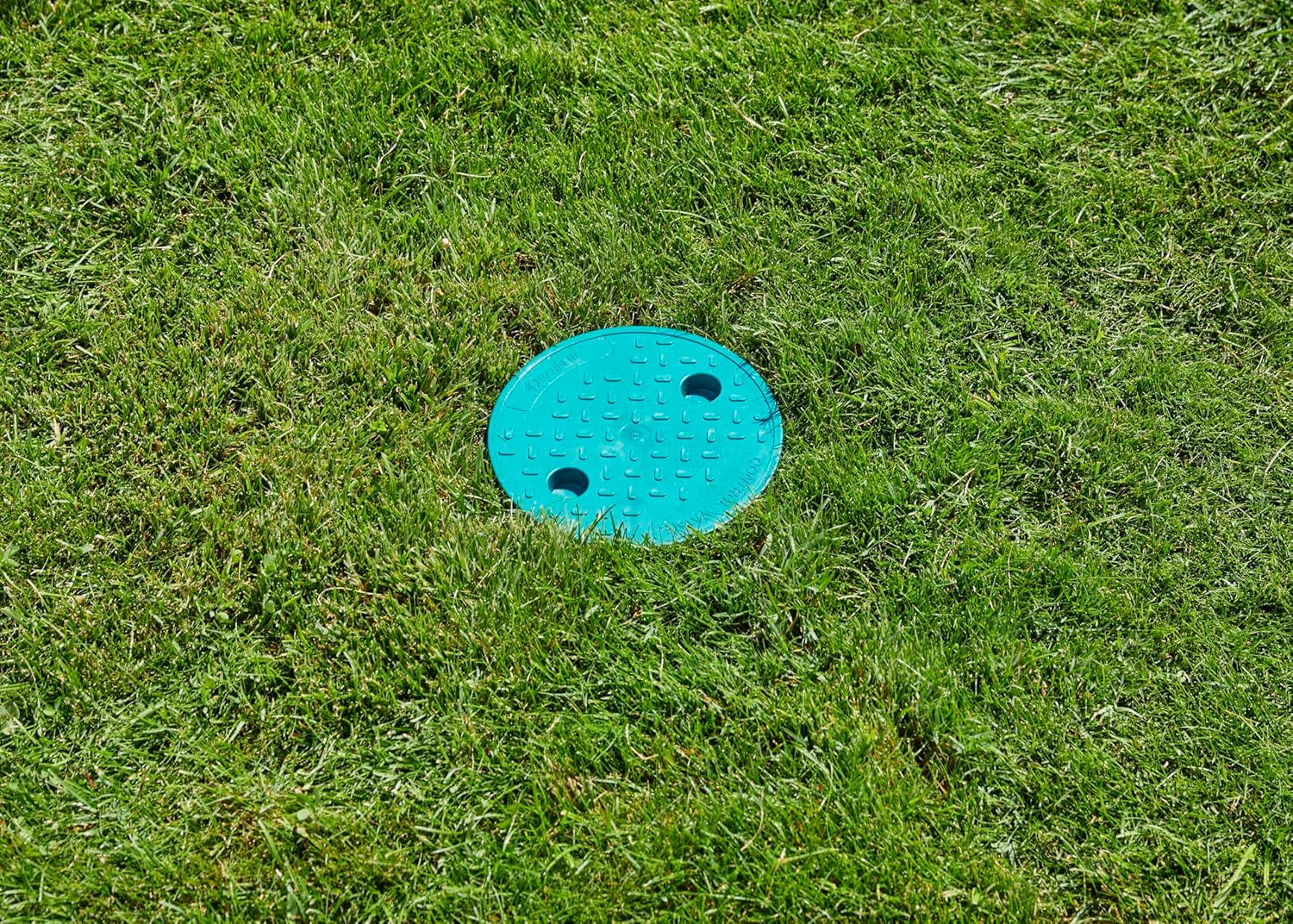 Réducteur de pression pour système d'irrigation Gardena : Régulateur de pression pour une pression d'eau constante jusqu'à 3,1 bar, accessoire d'irrigation de jardin pour compenser les fluctuations de pression (8200-20)