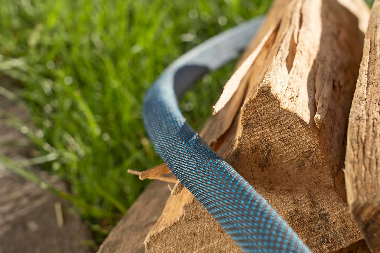 Gardena Liano Xtreme 1/2 inch, Set 15m + Geantă: Furtun de grădină extrem de robust din material textil cu geantă, cu furtun interior din PVC, ușor, rezistent la intemperii (18468-20)