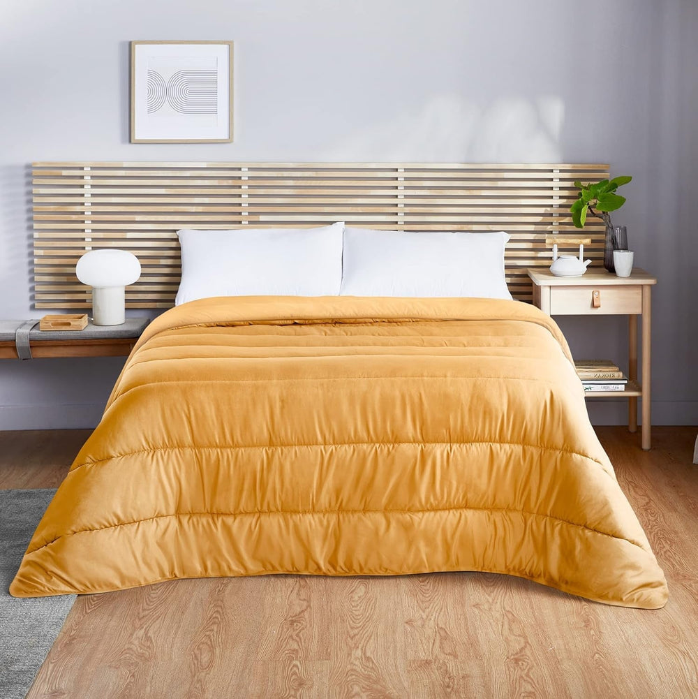 Pikolin Home - Couette réversible 300 G - garnissage nordique bicolore - pour lit 100/105 - confortable, chaude, respirante, vert, 180 X 220 cm Couettes et couettes Naty Shop