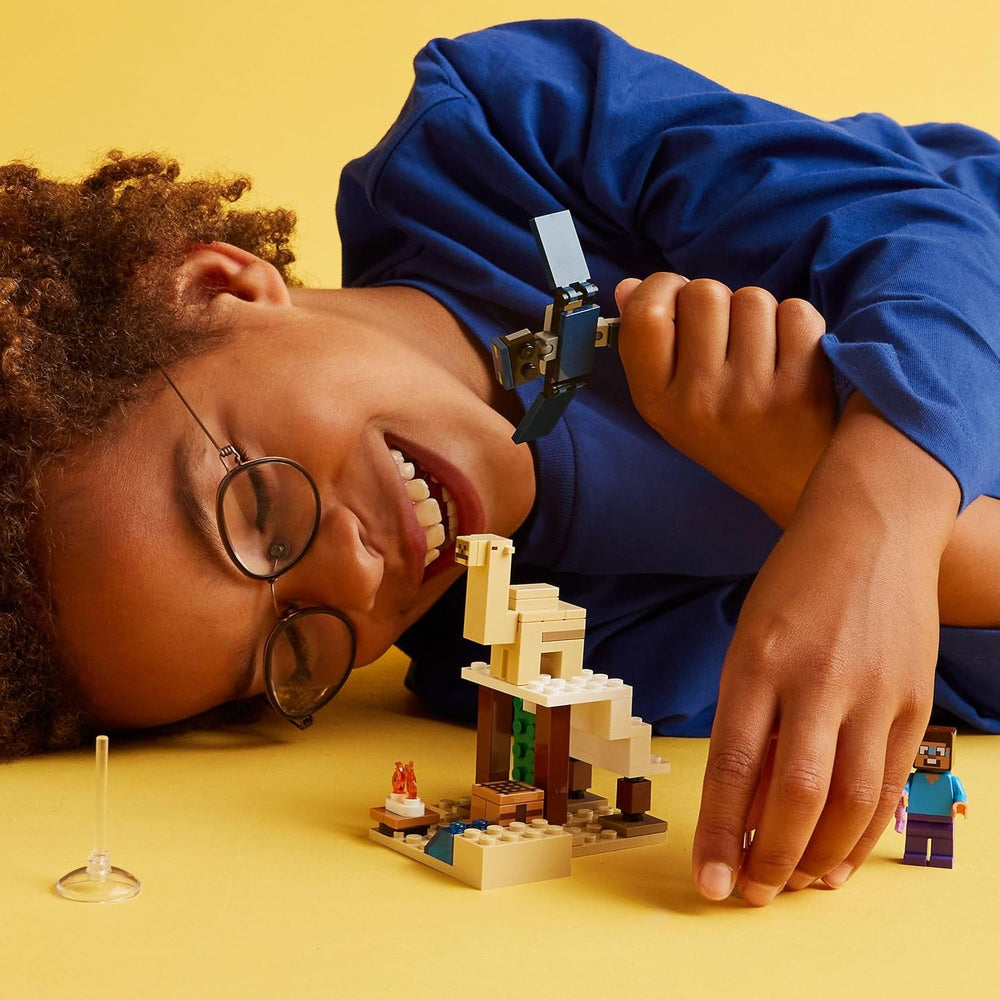 LEGO Minecraft Steves Wüstenexpedition - Spielzeughaus mit 3 Figuren - Spielzeug mit Minifiguren von Steve, Werkbank & verzauberte Axt - Gamer Geschenk für Jungen & Mädchen ab 6 Jahren - 21251