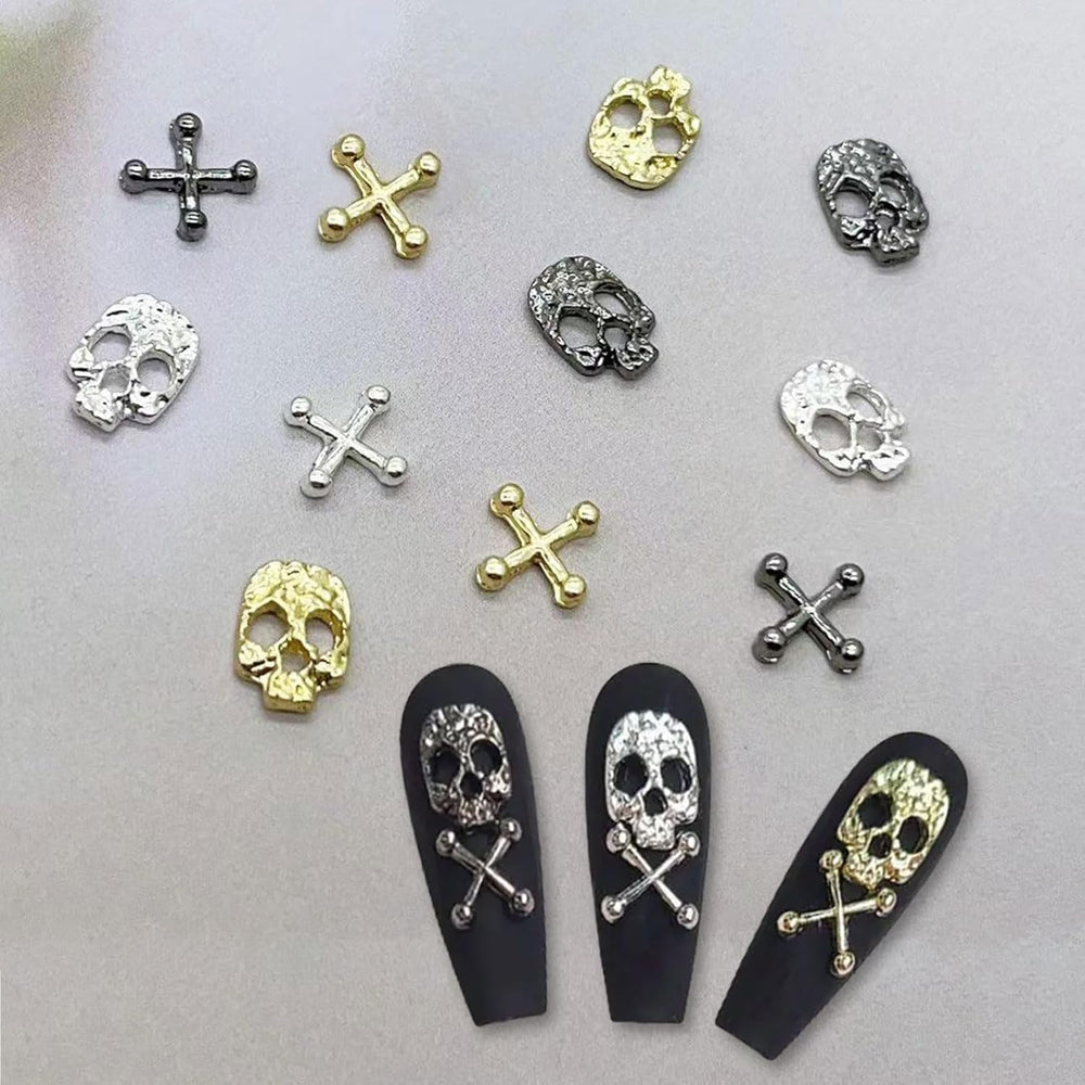 120pcs Croix Crâne Nail Art Décorations Ensemble Or Argent Métal Nail Art Charms Punk Alliage Nail Art Bijoux Pierres Étincelantes Accessoires