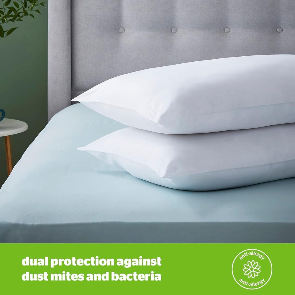 Lot de 2 oreillers doux antiallergiques Silentnight Oreiller de soutien en plumes doux idéal pour les dormeurs sur le devant et sur le ventre Hypoallergénique et lavable en machine Lot de 2 oreillers standard Naty Shop