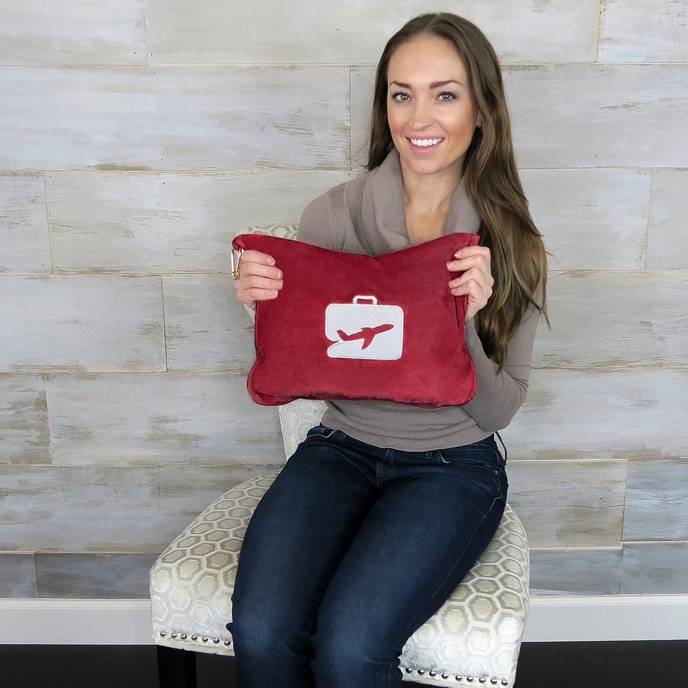 Couverture et oreiller de voyage Eversnug - Couverture d'avion douce 2 en 1 avec housse de coussin à poche douce, housse de sac à main et support de sac à dos (rouge bordeaux) Oreillers de voyage Naty Shop