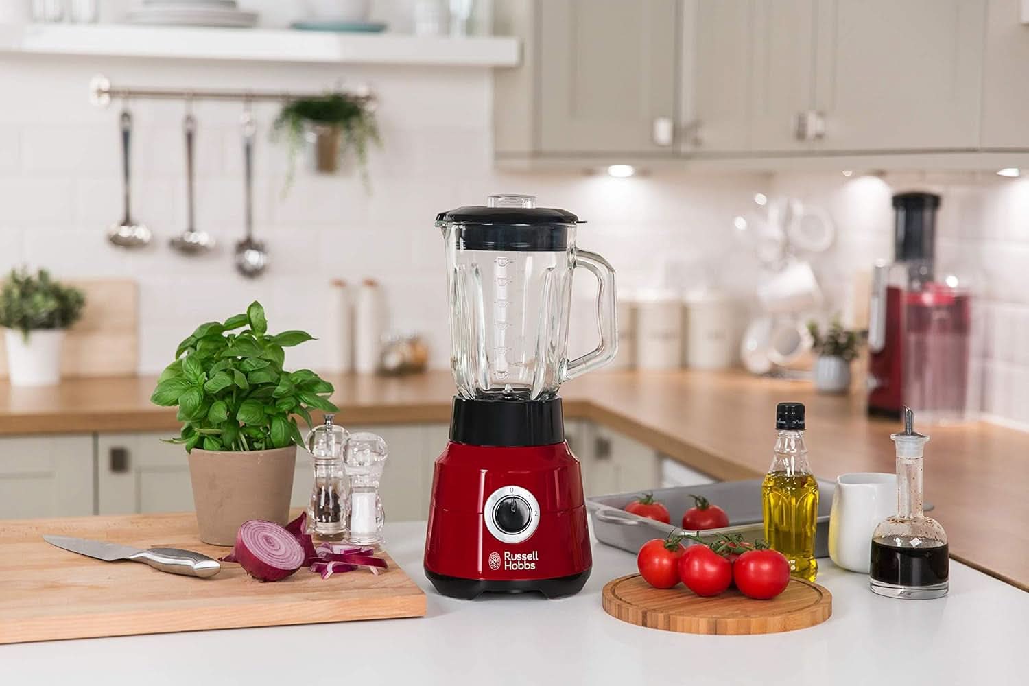 Russell Hobbs Batteur sur socle [1,5 L Glasbehälter] Desire Rot (Moteur Starker 0,9 PS, Fonction Impulsion/Ice-Crush, Edelstahlmesser, Mélangeur sans BPA, Elektrischer Zerkleinerer, Smoothie-Maker) 24720-56 Mother and Child Naty Shop