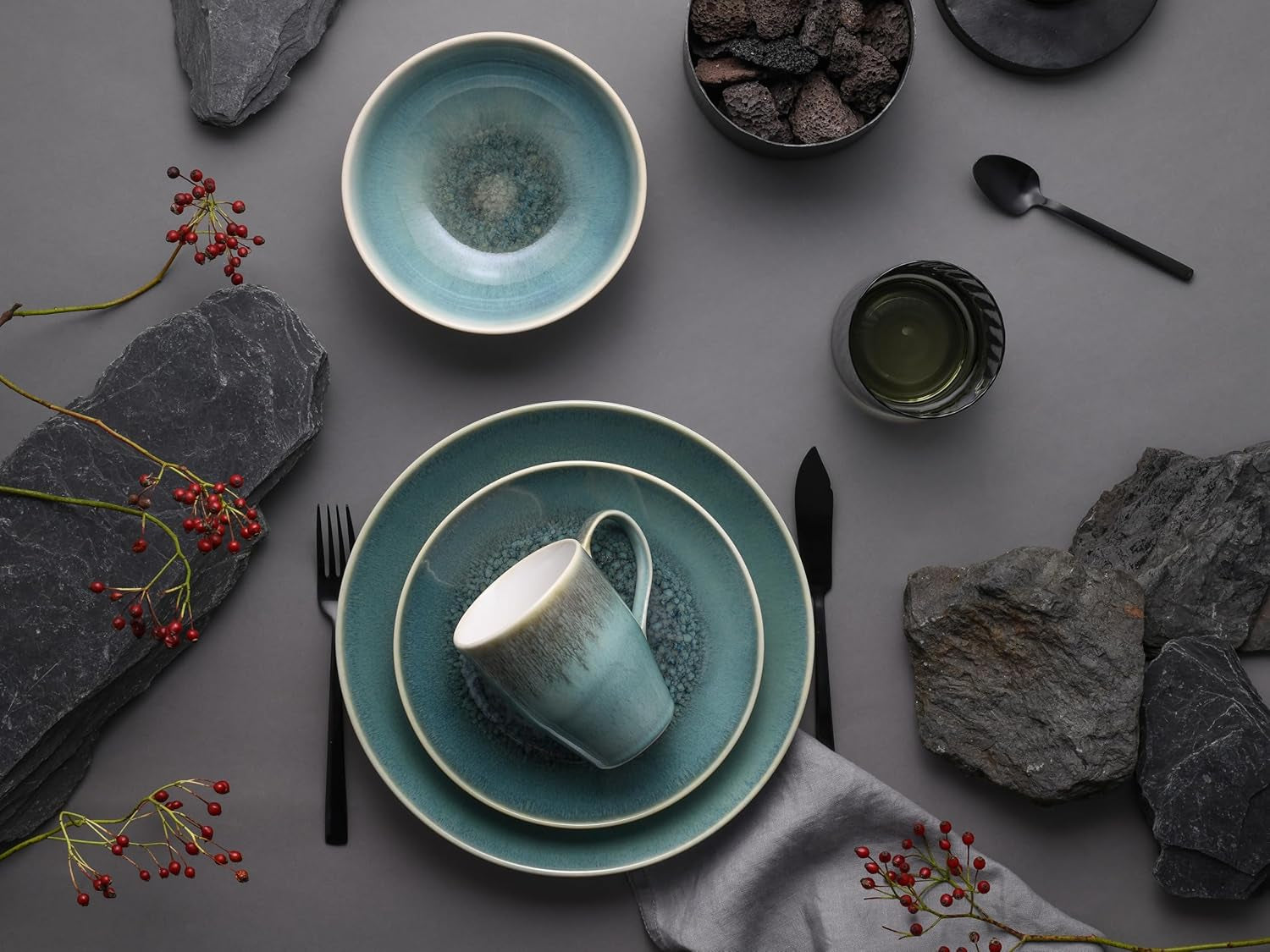 Creatable, série Caldera, service de table en grès allant au lave-vaisselle et au micro-ondes, fabrication de qualité (ensemble combiné vert 8 pièces)