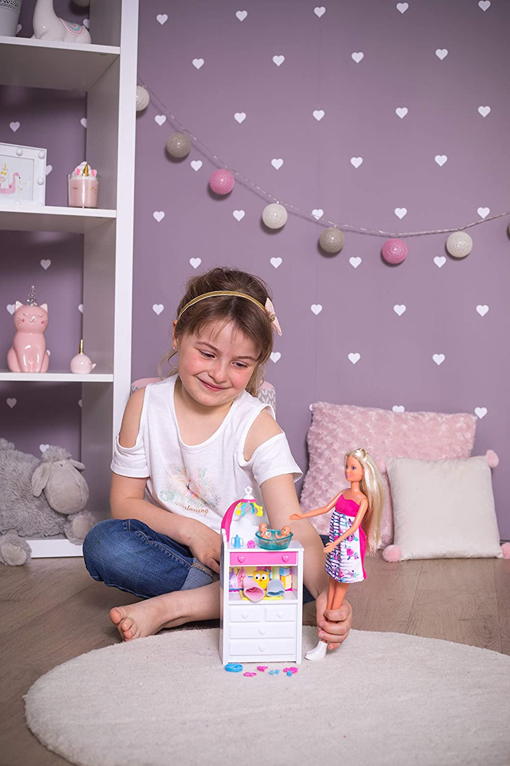 Simba 105733333 - Steffi Love Welcome Twins, poupée enceinte avec jumeaux, table à langer et baignoire, accessoires, poupée mannequin, 29 cm, pour enfants de 3 ans et plus