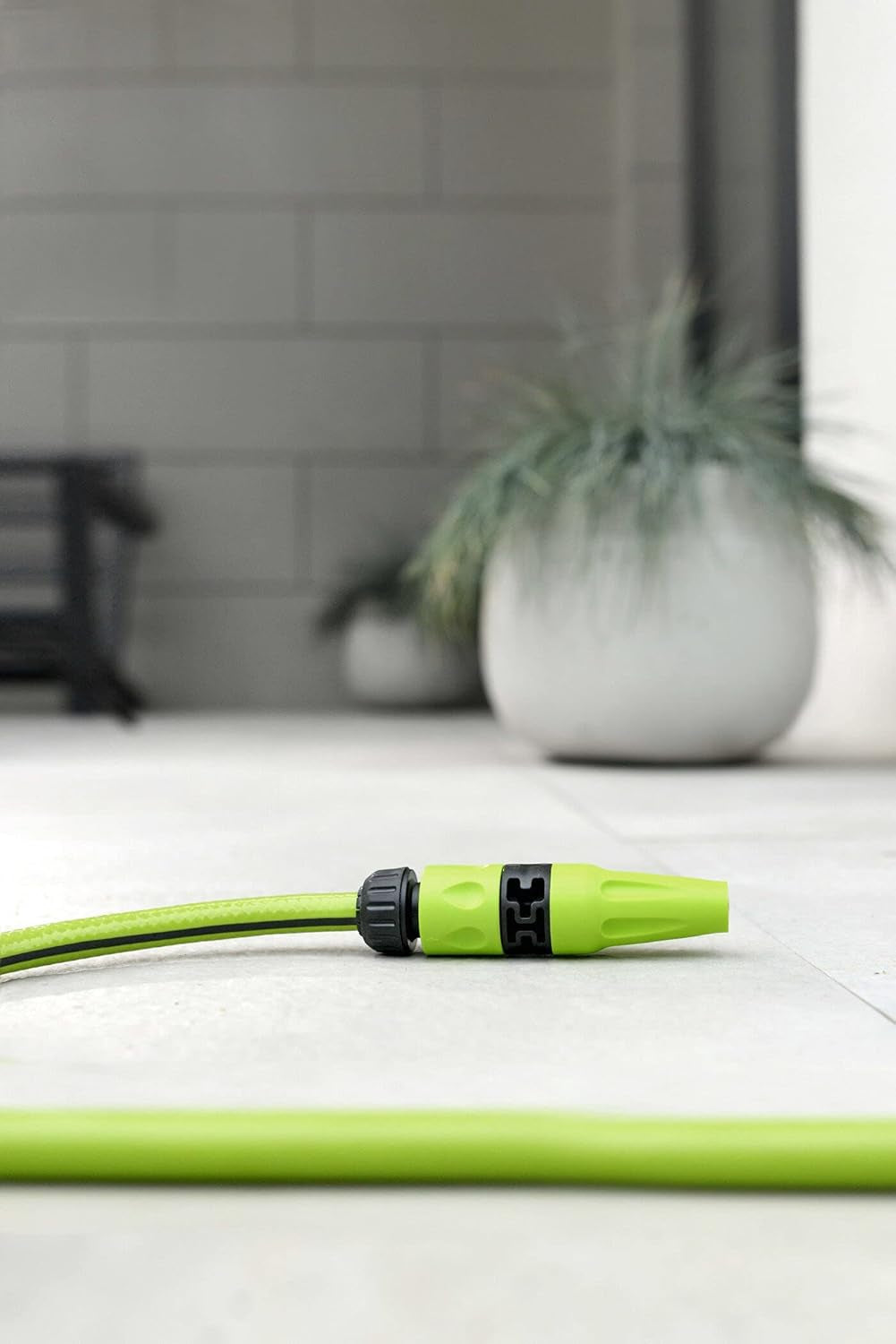 Cellfast QUATTRO Tuyau d'arrosage durable et léger, 4 plis, résistant aux UV, tresse croisée, 20 bars, 3/4" 15 m 10-074