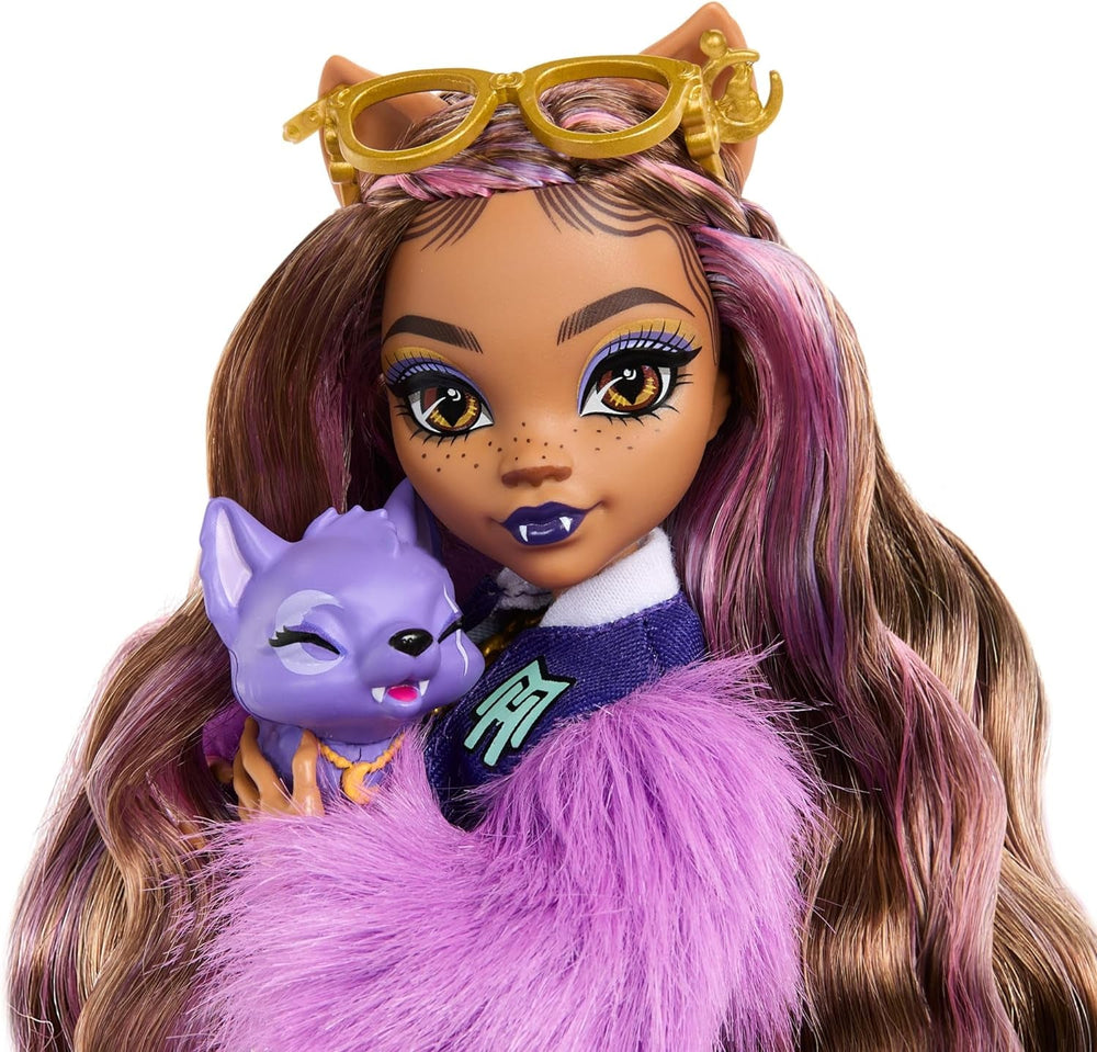 Monster High Clawdeen Wolf-Puppe mit Hund Crescent und Accessoires wie Rucksack, Kalender, Snacks und mehr, HRP65