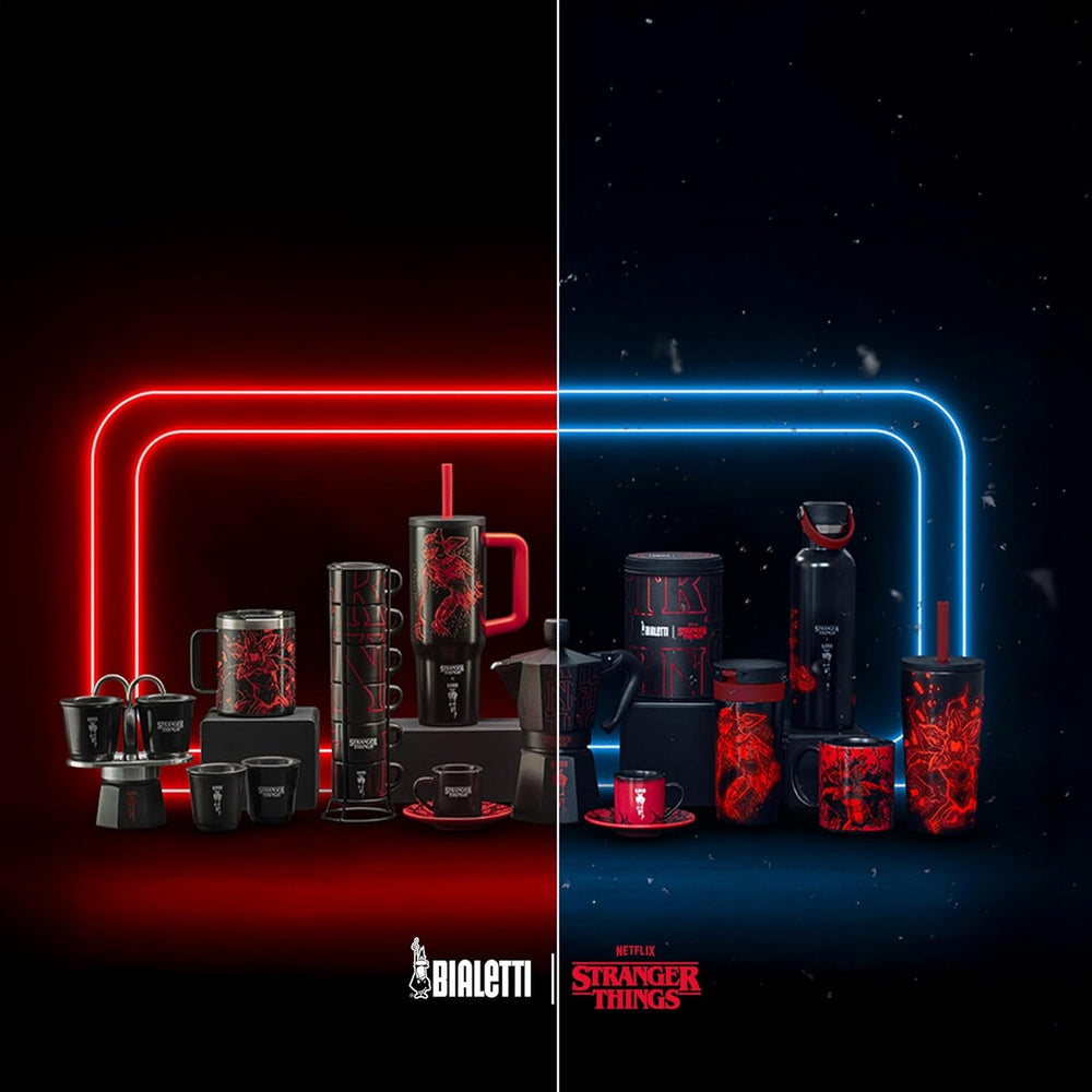 Bialetti Moka Express Stranger Things Cafetière 3 tasses, Bouton musique avec fonction de chargement USB-C, Ne convient pas aux plaques à induction, 3 tasses (130 ml), Noir