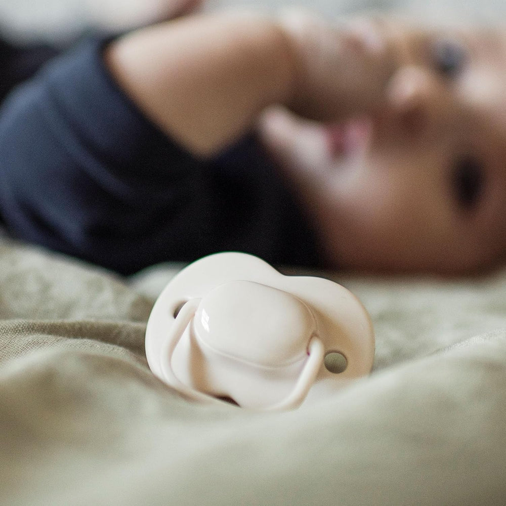 Tommee Tippee Sucettes en latex cerise 0-6 mois paquet de 2 sucettes en latex 100 % naturel