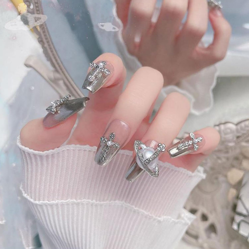 Planet Nail Art Charms, 32 pièces Saturn Shape Nagel Edelsteine ​​​​pour acrylique, strass Nagel Strasssteines Mädchen Nail Art DIY Handwerk Dekoration Zubehör