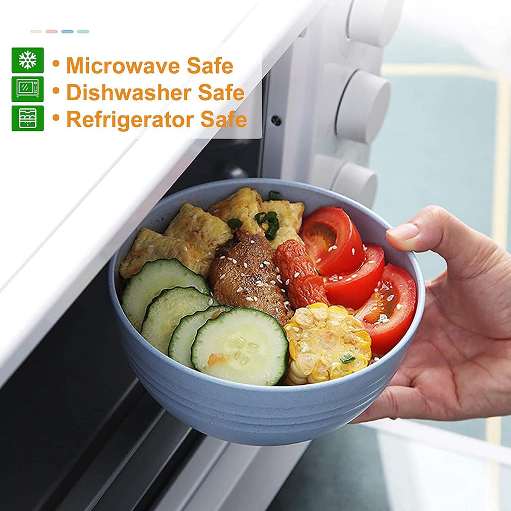 Ensemble de couverts de camping en plastique pour 4 personnes, réutilisables, indestructibles, assiettes, tasses, bols et couverts légers, respectueux de l'environnement, réutilisables, passent au micro-ondes et au lave-vaisselle