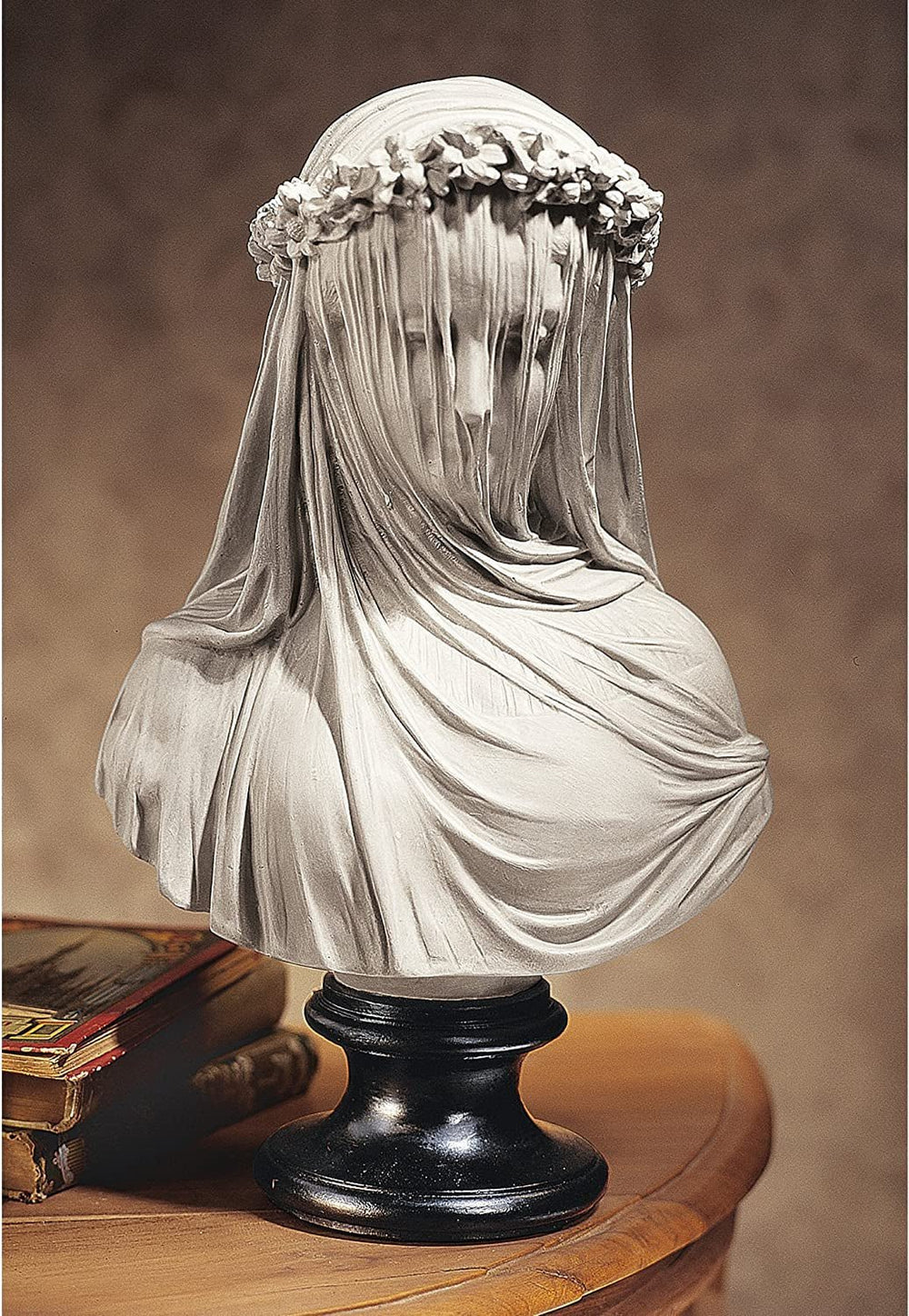 Statue buste vierge voilée Design Toscano, dimensions : 22,8 cm x15,2 cm x35,5 cm Statuettes et sculptures Naty Shop