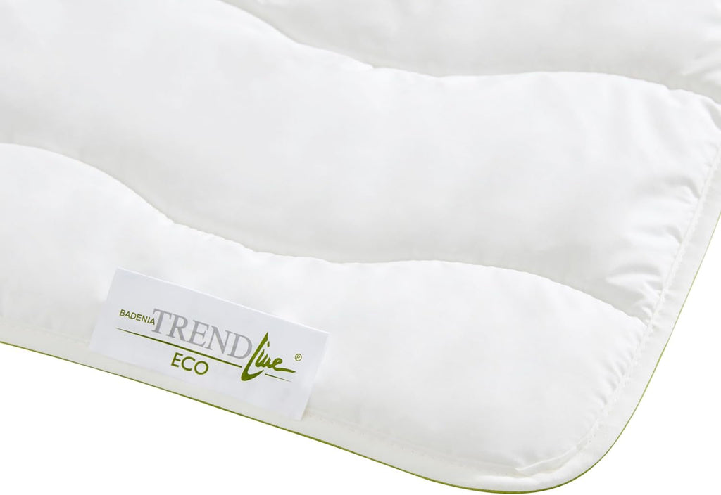 Badenia Trendline Eco quilt Aerelle Blue Duo 135 X 200 Cm, Alb, certificat Öko- Tex, Produs în conformitate cu standardul de calitate german Plapumi si pilote Naty Shop
