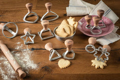 MARCATO Moule à raviolis et biscuits, machine à raviolis, moules à biscuits, bois massif et fonte d'aluminium, fabriqué en Italie, tampon carré de 58 mm