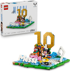 LEGO Editions Lionel Messi – Fußball-Highlights Spielzeug - 3D Modellbau mit Minifigur zum Sammeln - Kinderzimmer Deko - Geschenk für Jungen, Mädchen ab 10 Jahren und Erwachsene Sportfans - 43011