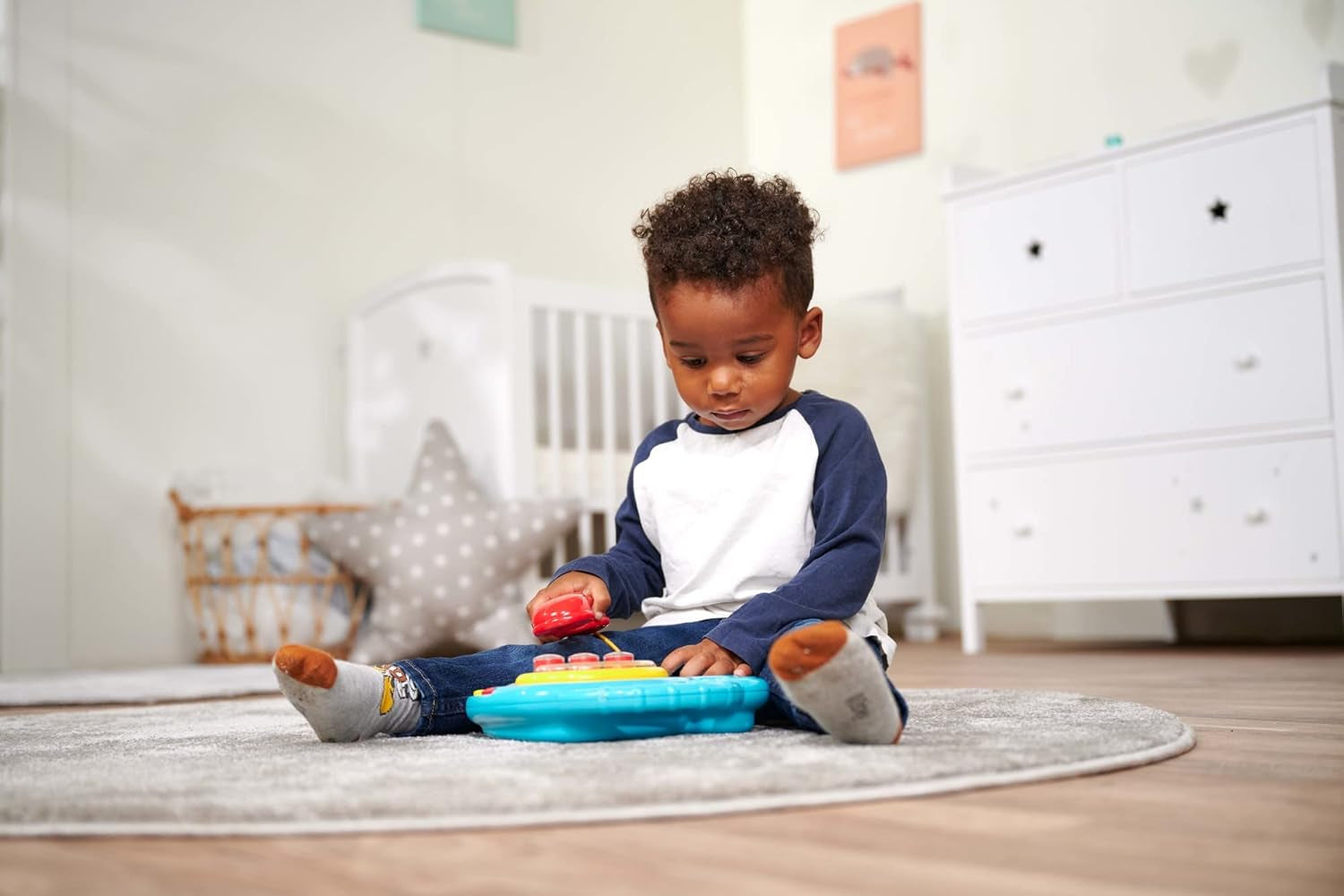 Simba 104010016 - Téléphone couleur ABC, jouet pour bébé, affichage d'images rotatif, chanson, téléphone d'apprentissage, téléphone d'apprentissage, avec différents sons, 20 cm, motricité, pour les tout-petits, à partir de 6 mois Jouets pour bébés Naty Shop