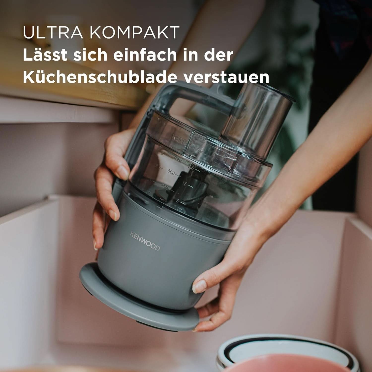 Kenwood Multipro Go FDP22.130GY, Machine de Cuisine Kompakt Nur 30Cm Hoch, Zum Schneiden, Reiben, Pürieren Und Teig Kneten, Express-Serve, 1,3 L Arbeitsbehälter, 650 W, Blau Mother and Child Naty Shop