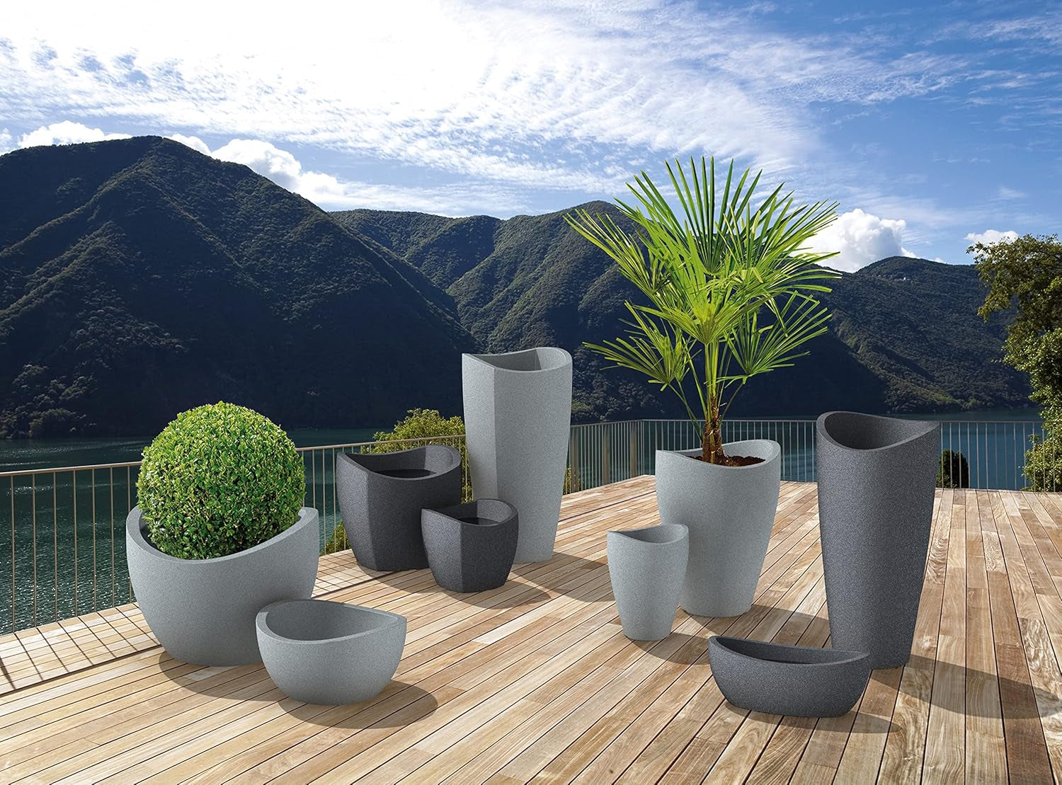 Scheurich Wave Globe High, récipient haut en plastique, granit noir, diamètre 29,8 cm, hauteur 40 cm, volume 6 l.