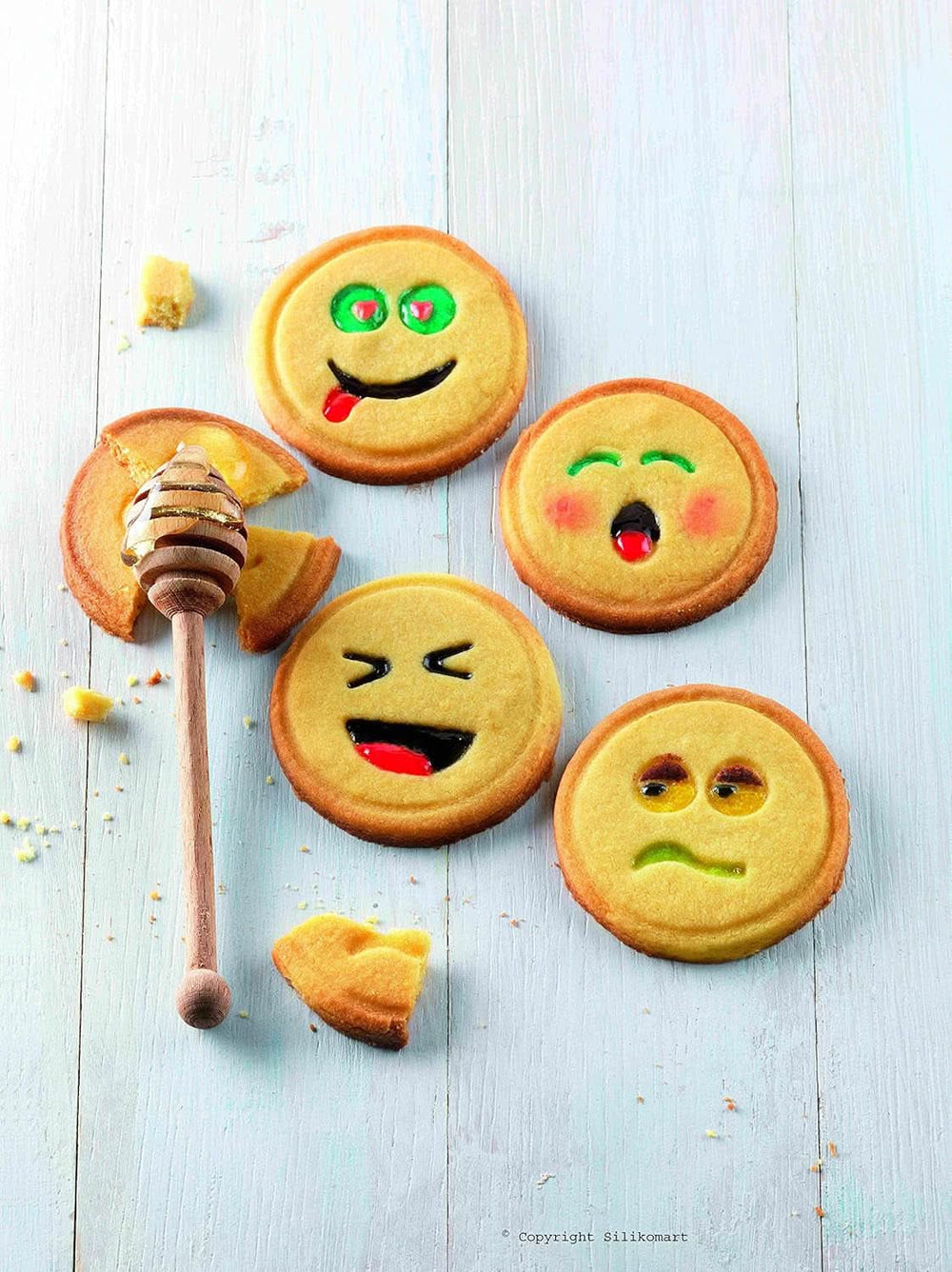 Silikomart 25.440.39.0069, Set d'emporte-pièces Emoji, Ø73 MM Naty Shop