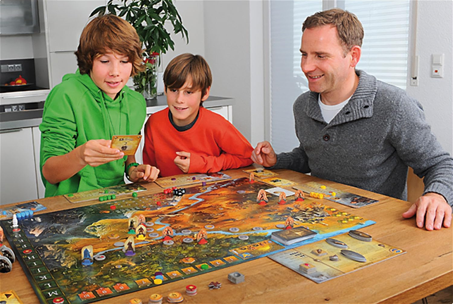 Kosmos 683122 Legends of Andor – Big Box, jeu de base (Kennerspiel des Jahres 2013) et extensions supplémentaires, Fantasy Classic, jeu de société coopératif Fantasy, à partir de 10 ans