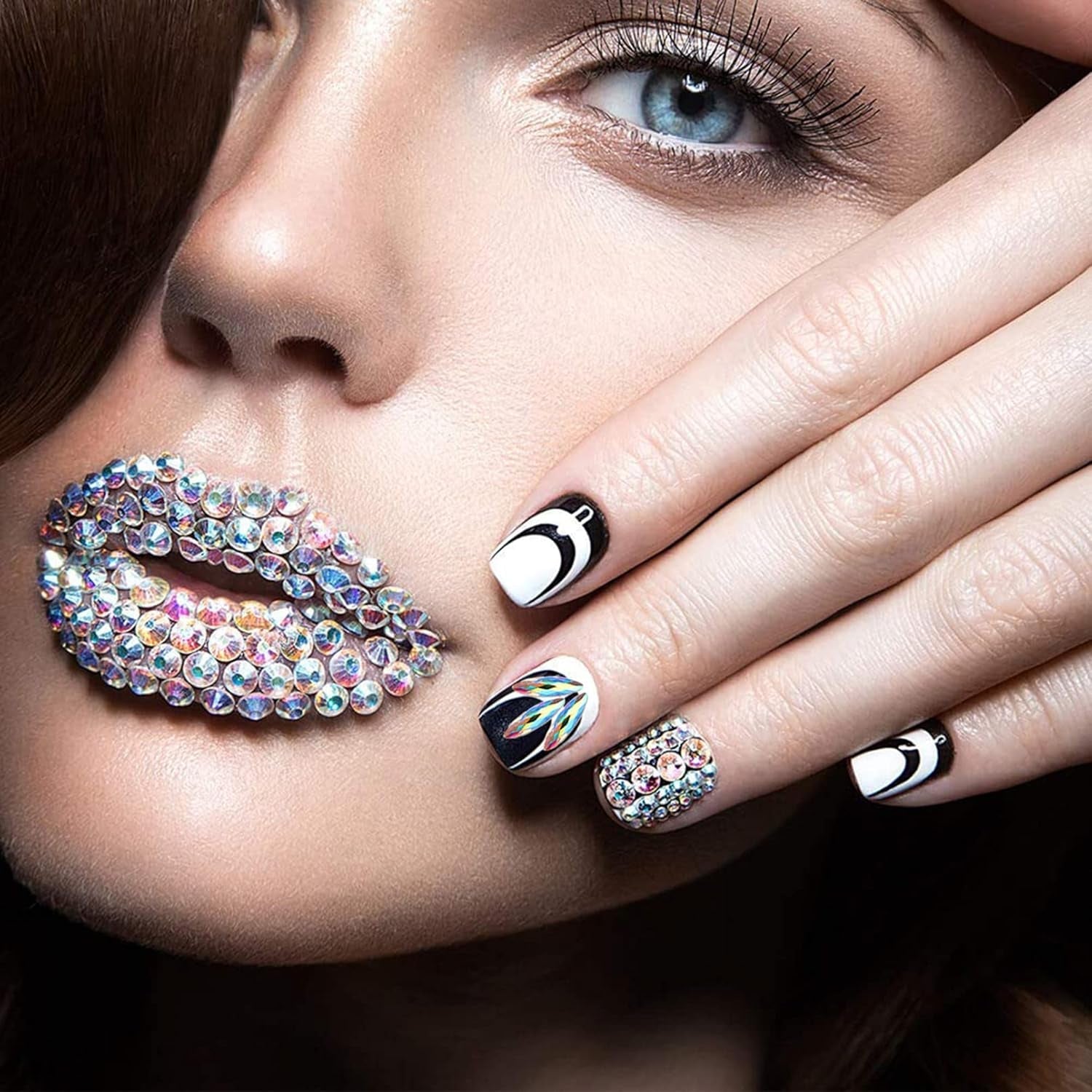 FITDON Ensemble de 3200 Pierres à Ongles Pierres AB en Verre Multiformes et Pierres AB à Paillettes de Diamant Transparent pour Décoration Nail Art Kits de Bricolage Bijoux Porte-clés Accessoires pour Ongles