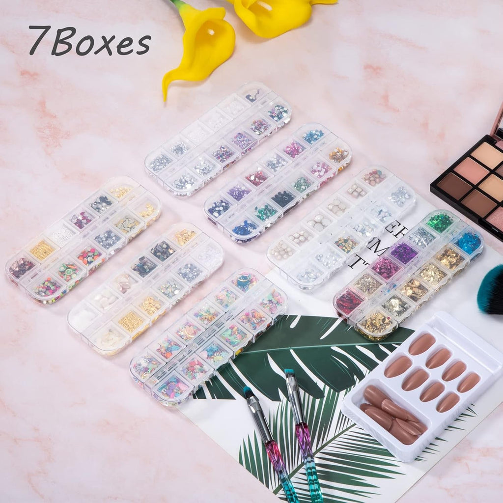 7 Boxen Strasssteine Nägel, Kit De Nail Art Strass Nagelglitzer Pailletten Nagel-Edelsteinen Kristalle Perlen Diamanten Metall Nieten Für DIY Dekoration Nageldesign (Mehrfarbig)