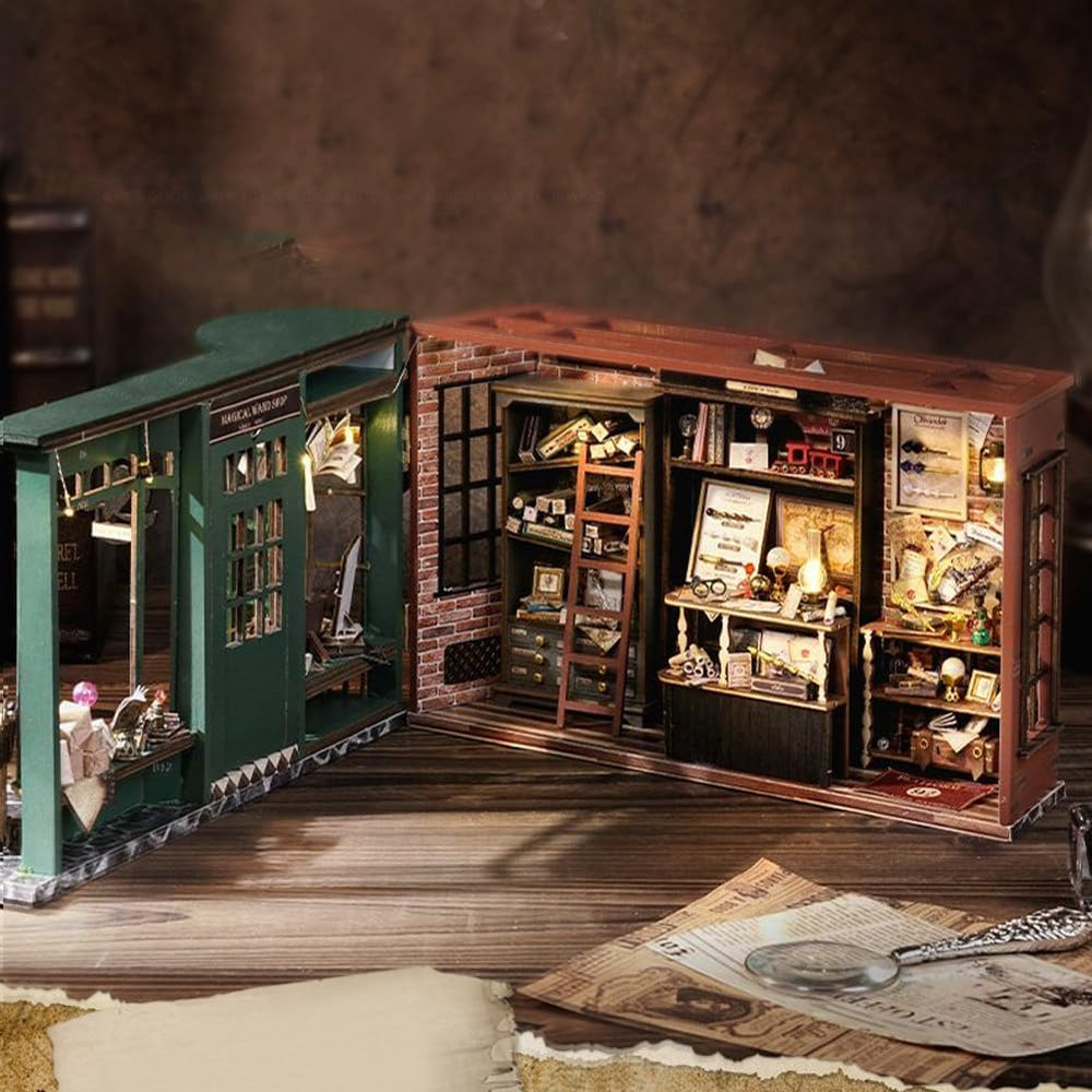 Magic Shop Maison de poupée avec housse anti-poussière, kit de meubles miniatures à monter soi-même, échelle 1:24, cadeau créatif pour enfants et adolescents, cadeau d'anniversaire