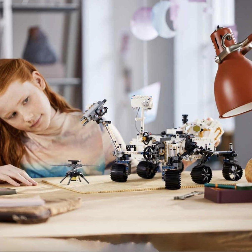 LEGO Space Toy Set 42158 Technic NASA Mars Rover Perserverance avec application AR, jouet de construction scientifique pour filles et garçons Plus de 10 ensembles de construction Besuche den LEGO-Store