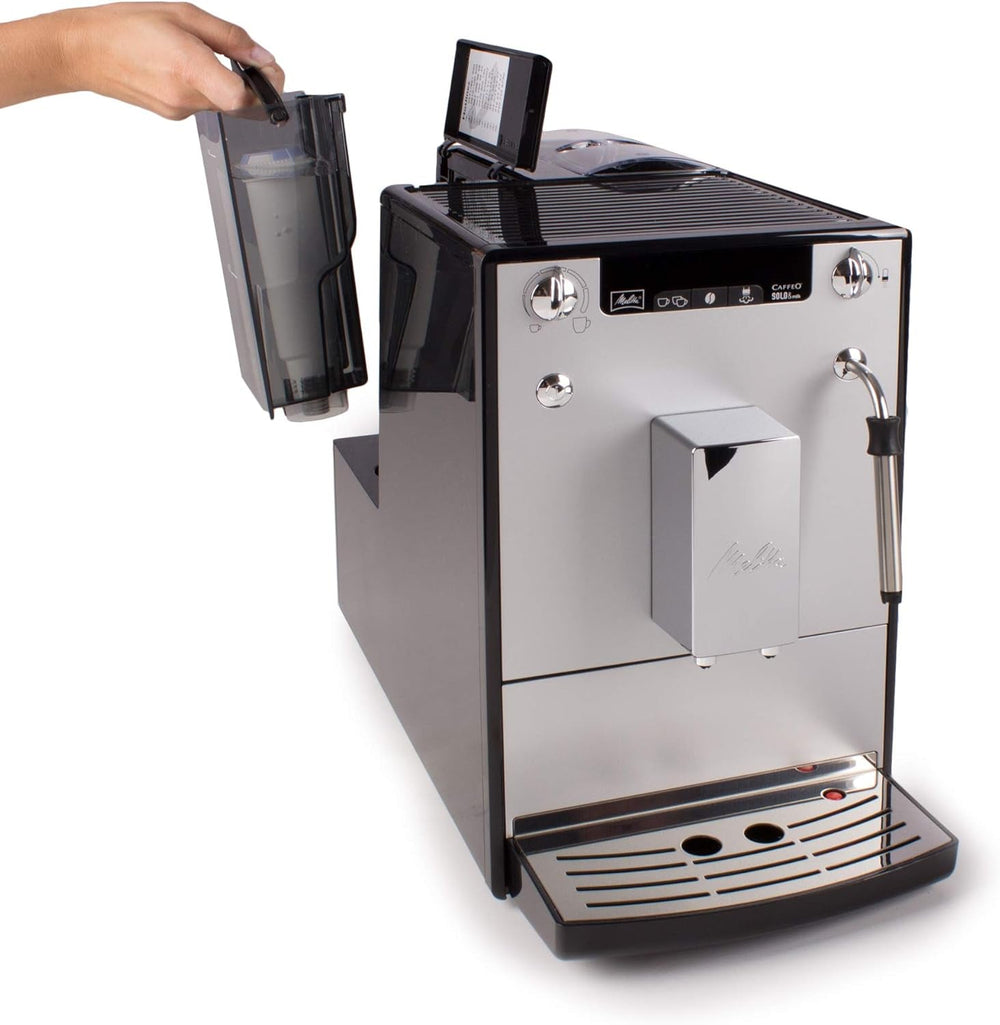 Melitta Solo & Milk - Machine à café fine entièrement automatique avec mousseur à lait, machine à café avec réservoir d'eau amovible, par ex. café ou cappuccino, argent