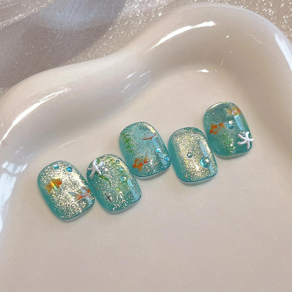 2 Stück Selfklebende Nagelsticker Mit Muscheleffekt, Vierstrahlstern et Goldfisch Design, Nagelaufkleber Für Fingernägel, Nail Art Zubehör Für Gelnägel