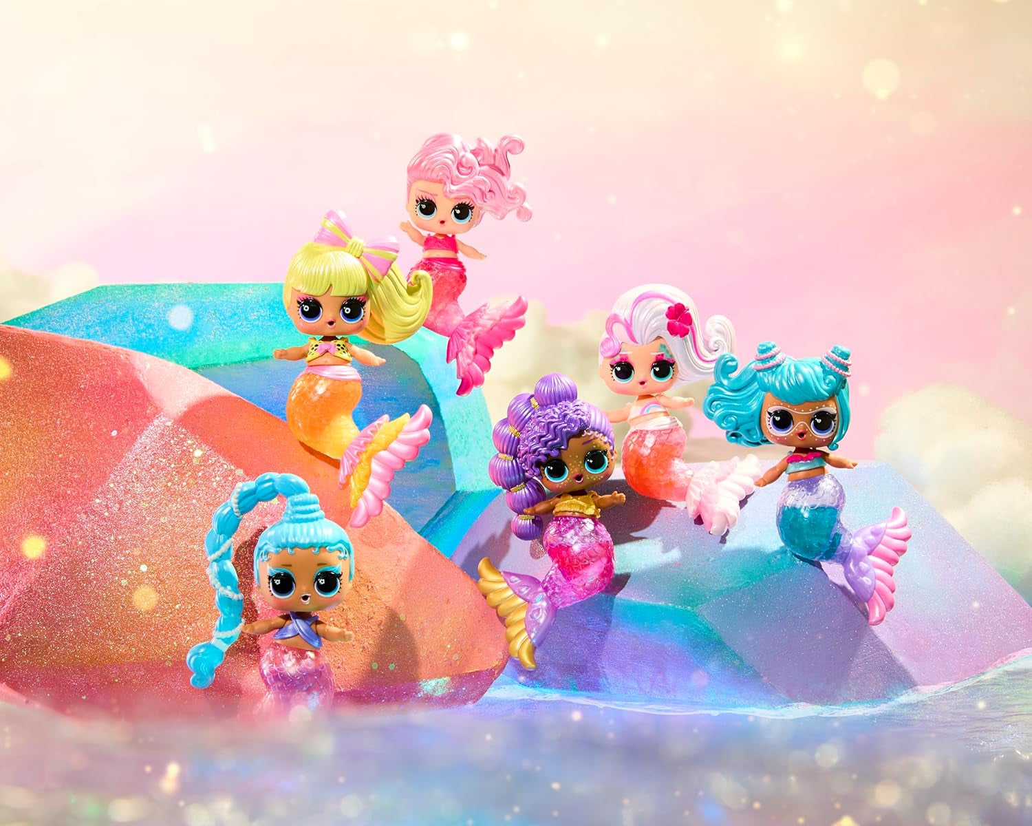 Mdr Surprise ! Mermaids Makeover Magic Tots - Véritable brillant à lèvres pour vous et votre poupée à fabriquer vous-même, mélanger et créer du maquillage, jeu d'eau amusant, 6 poupées à collectionner - 4 ans et plus
