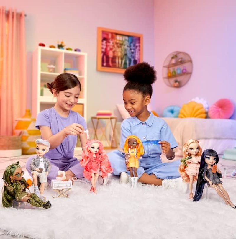 Poupée Rainbow High Fashion - Aidan Russell - Poupée Purple Boy - Tenue à la mode et plus de 10 accessoires de jeu colorés - Pour collectionneurs et enfants de 4 à 12 ans