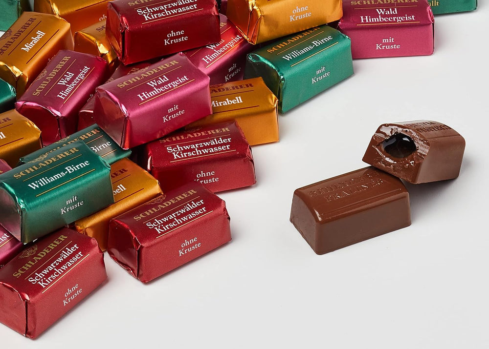 RCP Schladerer Pralines, assortiment fin, chocolat au lait et chocolat noir, avec et sans croûte de sucre, garniture liquide, contient de l'alcool, super cadeau, 255g