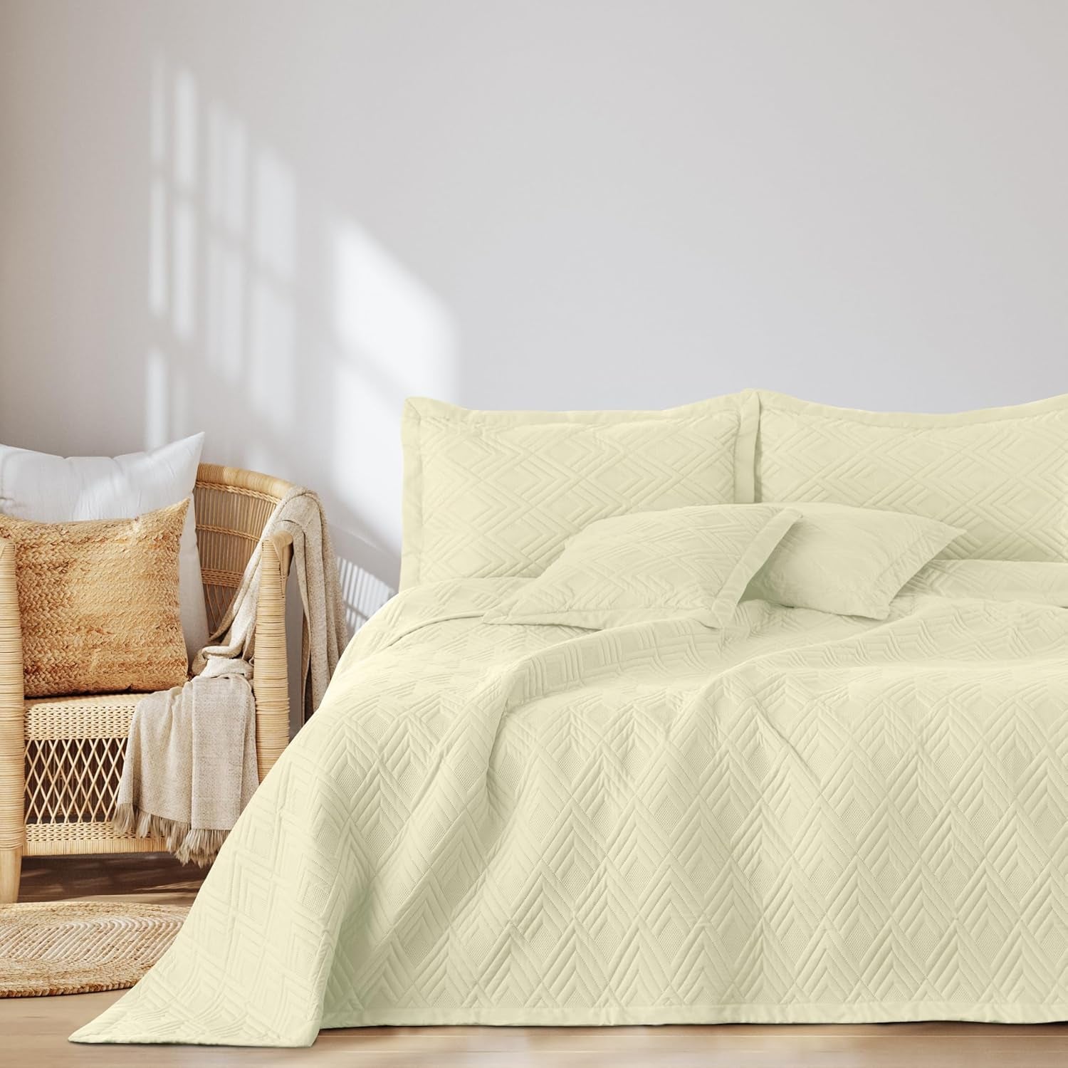 Ameliahome Couvre-lit 170X210 Cm Couvre-lit double face Matelassage par ultrasons Polyester Ophelia Vert Foncé Lits et Couvertures Besuche den AmeliaHome-Store Ophelia crème 220X240 Cm