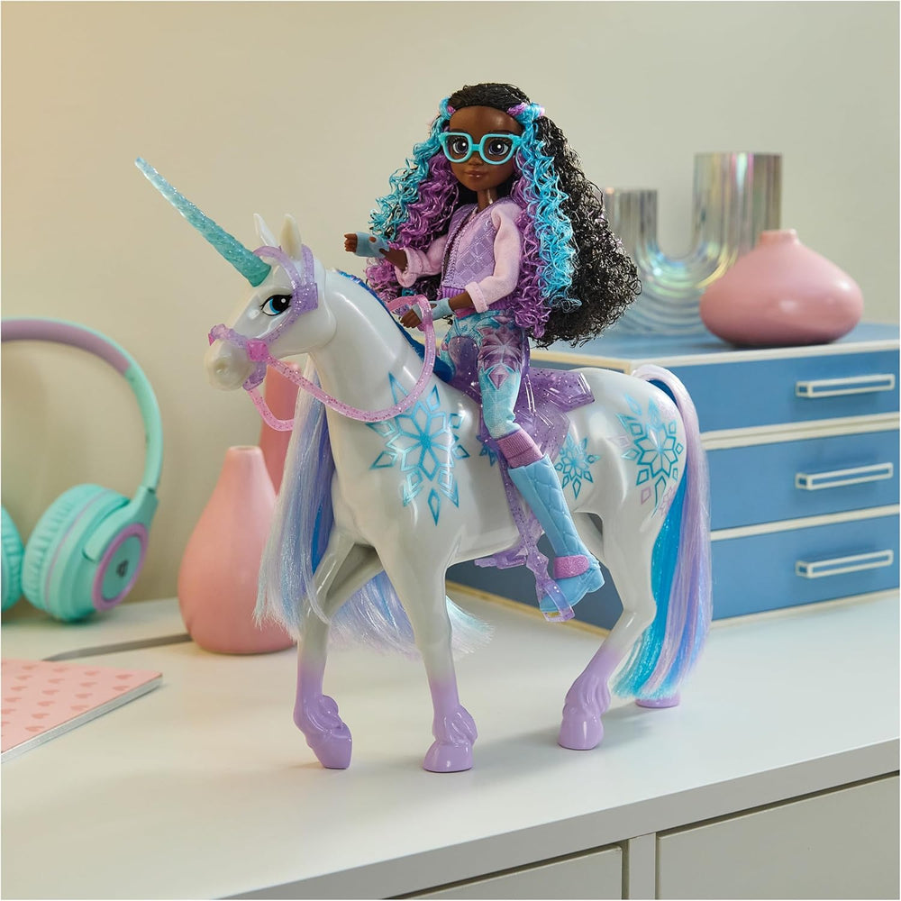 Unicorn Academy Unicorn Glacier - 28 cm de haut, la licorne Netflix originale de Layla avec une vraie crinière et une vraie queue, une bride, une selle et une brosse amovibles, à partir de 4 ans