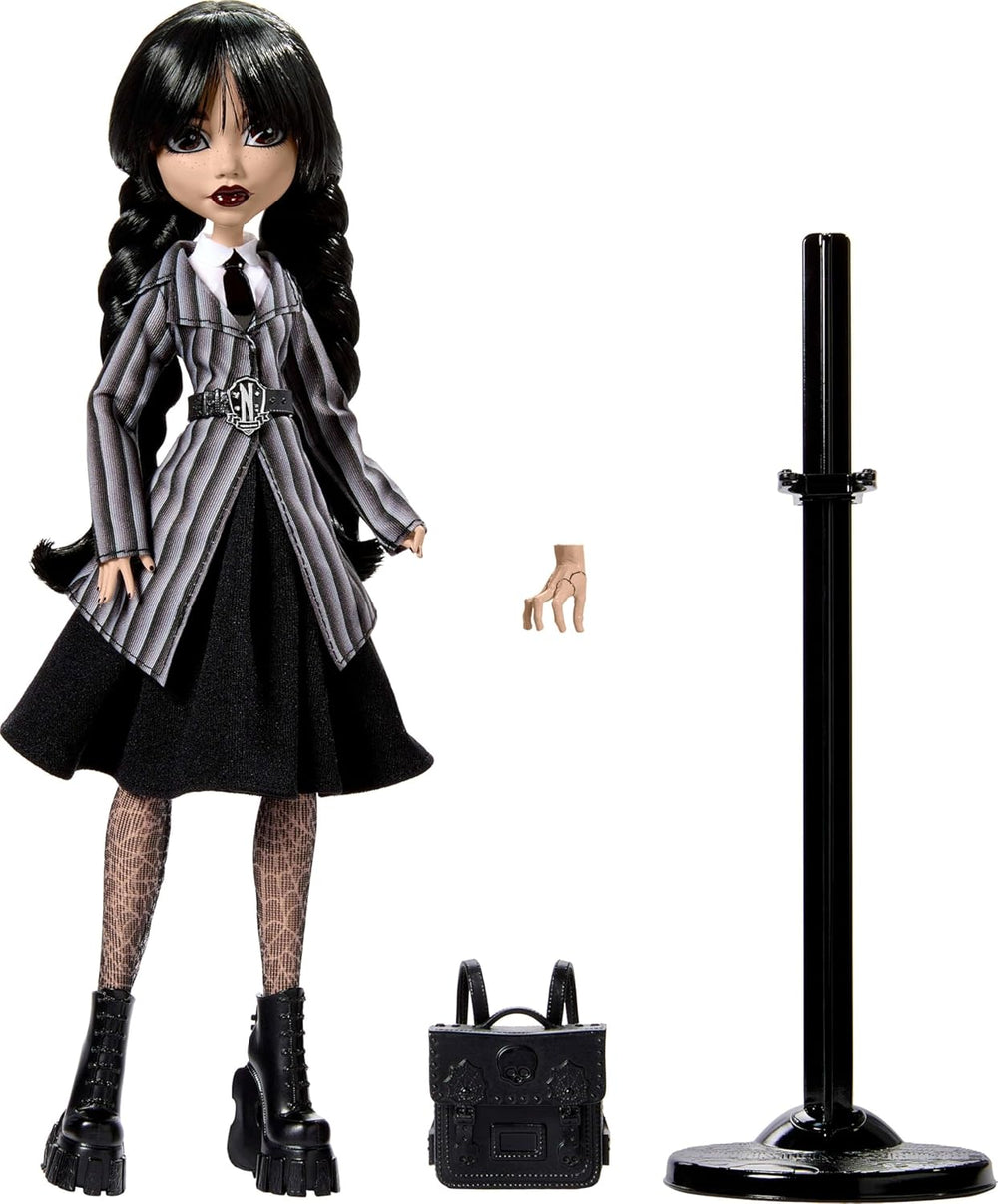 Monster High Wednesday Puppe et Accessoires, Wednesday Addams Sammelfigur in Nevermore Academy Uniform mit Eiskaltem Händchen und Rucksack, Puppenständer, HXJ04
