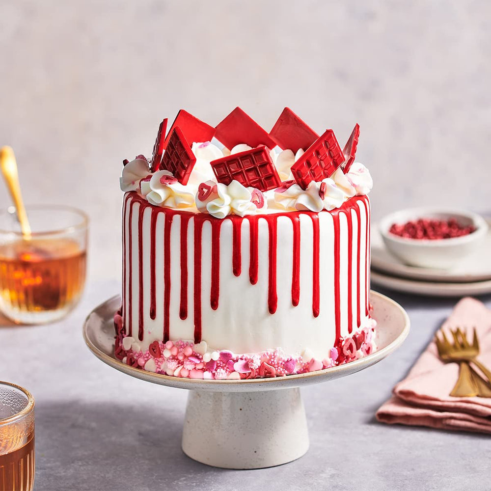 FunCakes Choco Drip Red : Saveur délicieuse, Facile à utiliser, Parfait pour les drip cakes, Saveur chocolat drip. Emballage refermable 180 g. Pâte à sucre Naty Shop