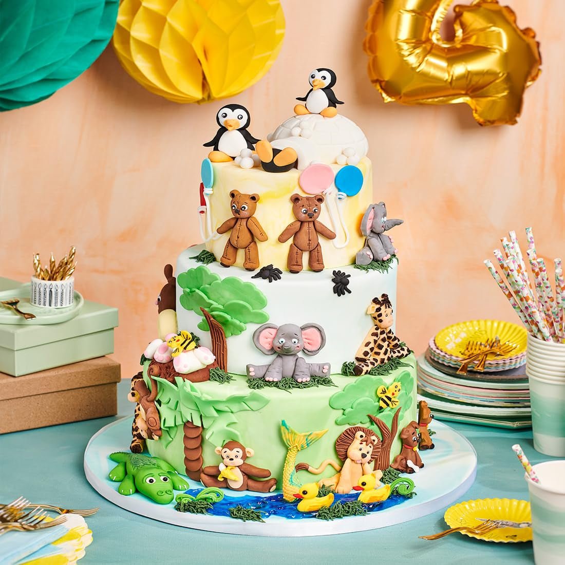 FunCakes Roll Fondant Elegant Ivory : facile à utiliser, lisse, flexible, souple et malléable, parfait pour décorer les gâteaux, halal, casher et sans gluten, 250g Pâte à Sucre Naty Shop