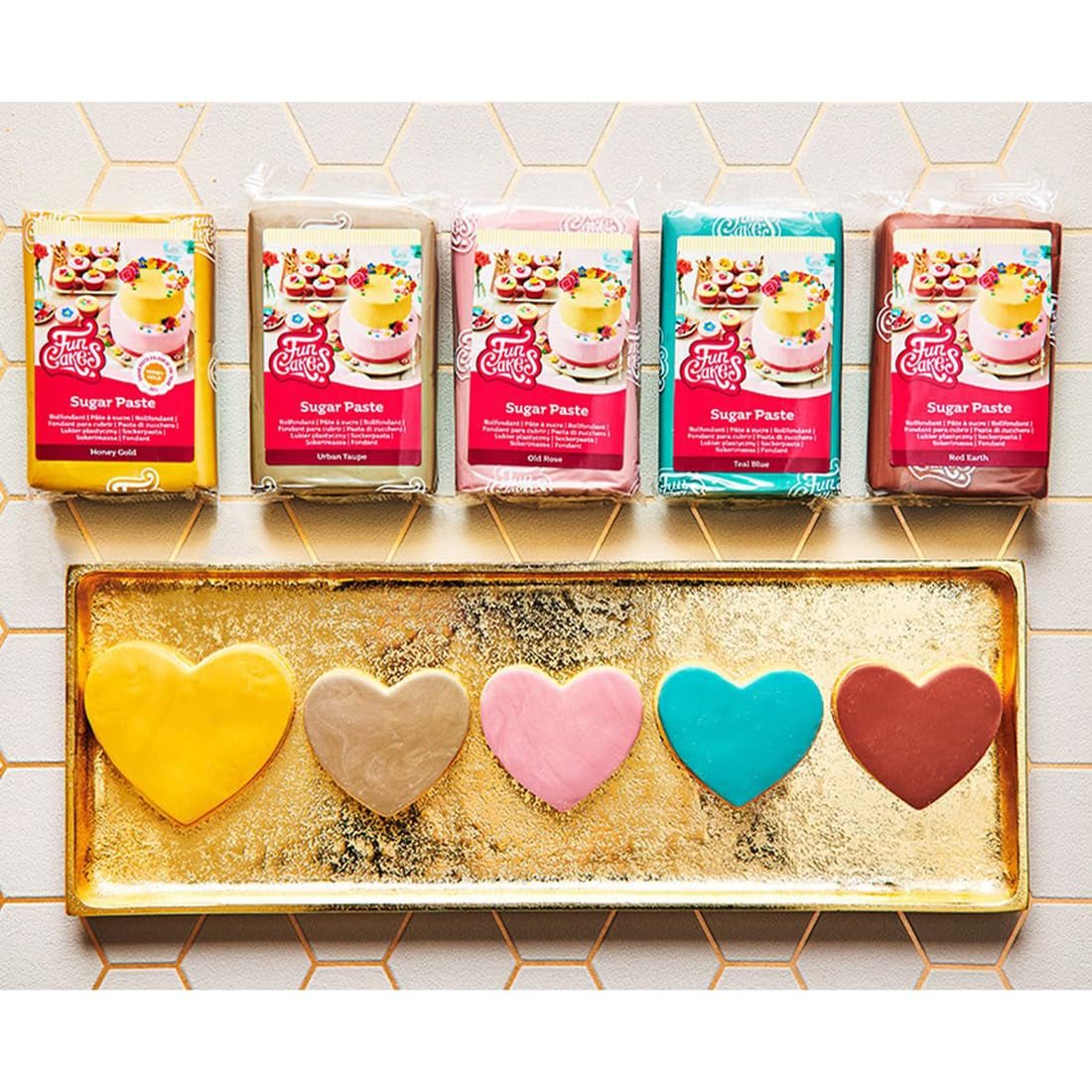 Rouleau fondant FunCakes Red Earth, facile à utiliser, lisse, souple, souple et souple, parfait pour décorer les gâteaux, halal, casher et sans gluten, paquet de 250g 1 pâte à sucre Naty Shop