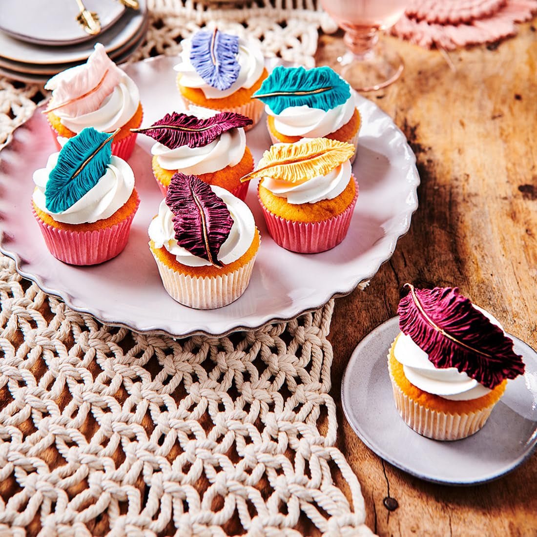 Fondant laminé FunCakes Orange Tropical : Facile à utiliser, lisse, flexible, doux et pliable, parfait pour décorer des gâteaux, Halal, casher et sans gluten, 250 g de pâte à sucre Naty Shop