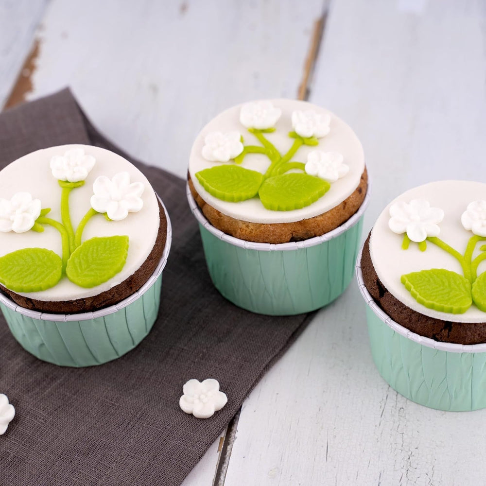 Günthart BackDecor Fondant Blanc 250 g, 100 % végétalien, sans huile de palme, indéchirable pour recouvrir les gâteaux et pâtisseries, adapté au modelage, lot de 2 (1 x 250 g) Naty Shop Pâte à Sucre